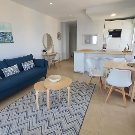 Beachfront-parque Paloma-modern-panoramic Views! شقة