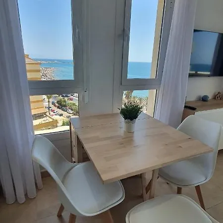 Beachfront-parque Paloma-modern-panoramic Views! דירה *