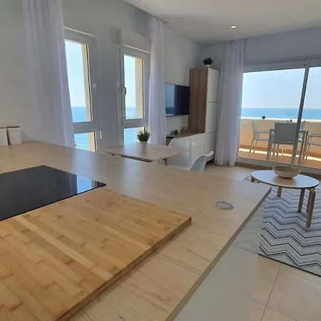 Beachfront-parque Paloma-modern-panoramic Views! דירה